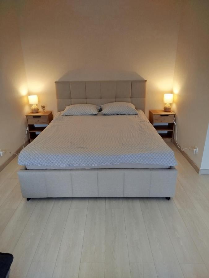 Апартаменты Люкс!!!Центр!!! - Chambres d'hôtes Krementchouk