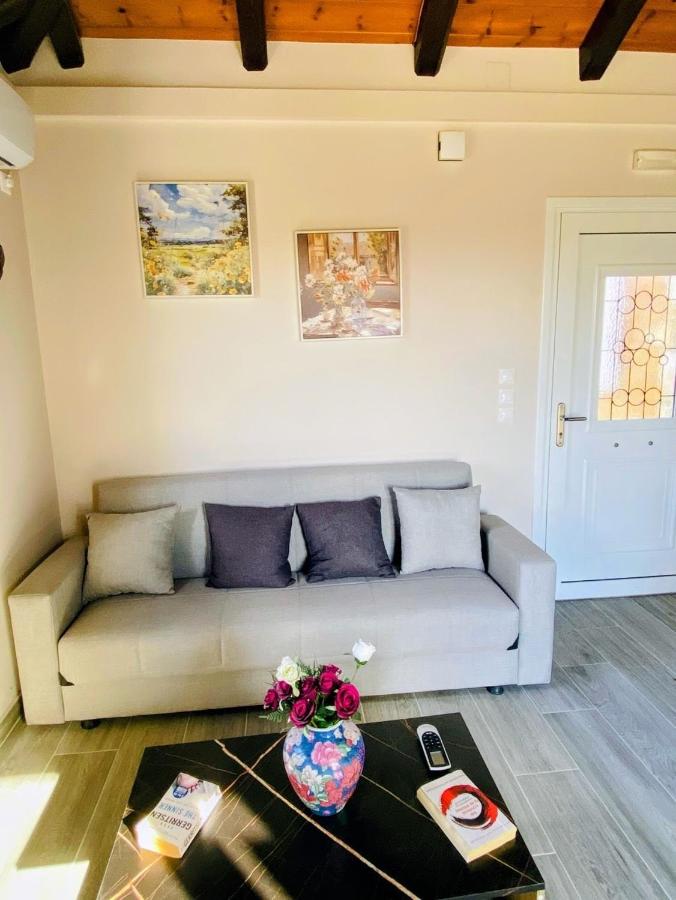 Villa Cassandra is Waiting For You - B&B Kounopetra