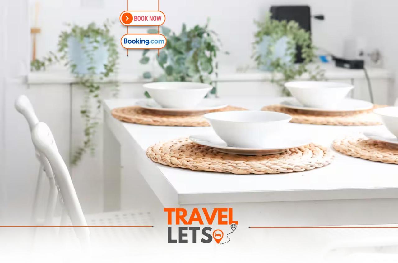 2 Bedroom House By Travel Lets Holiday Homes Belfast In City Centre With Free Parking - Chambres d'hôtes Belfast
