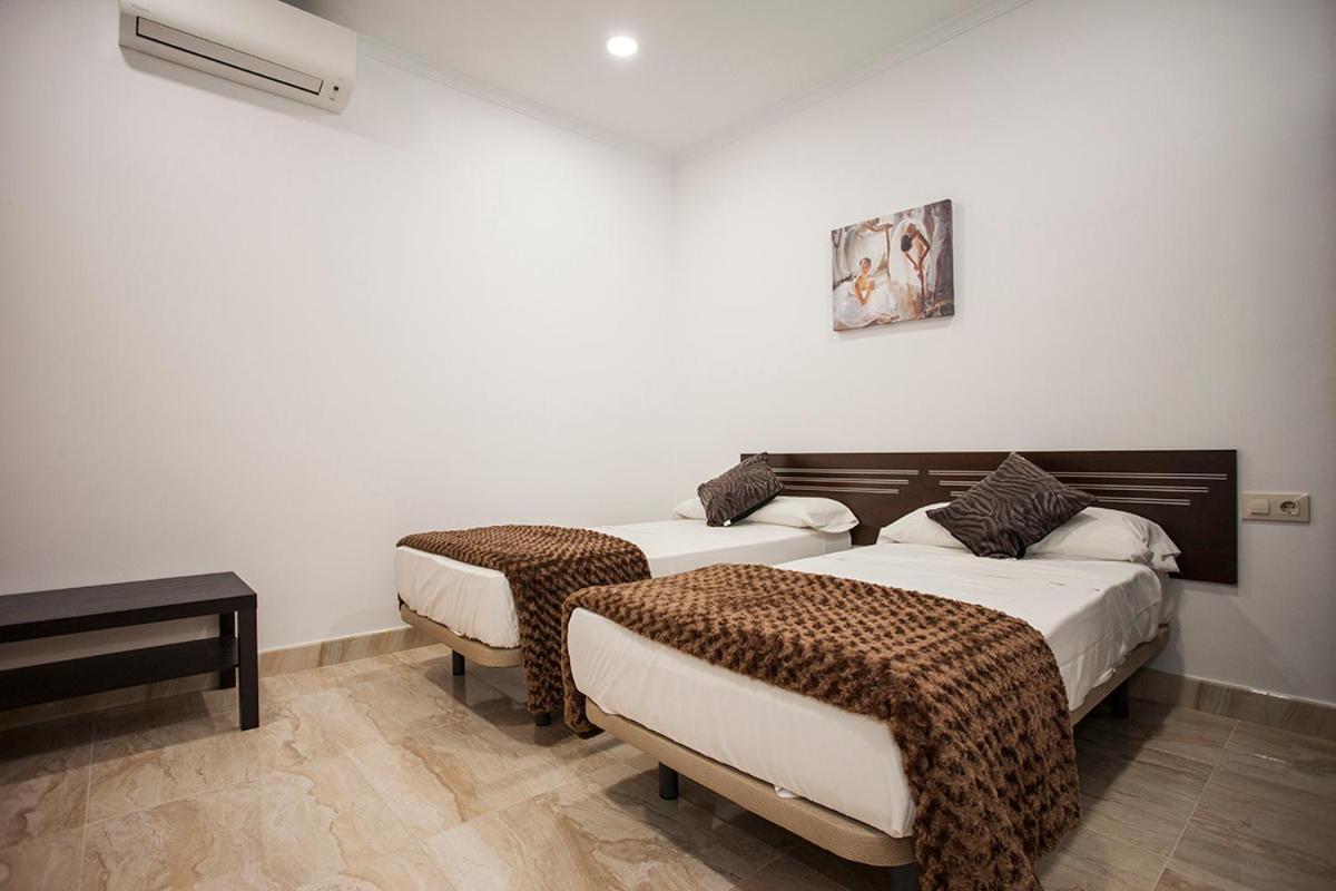 Interior Double Room - 2 beds