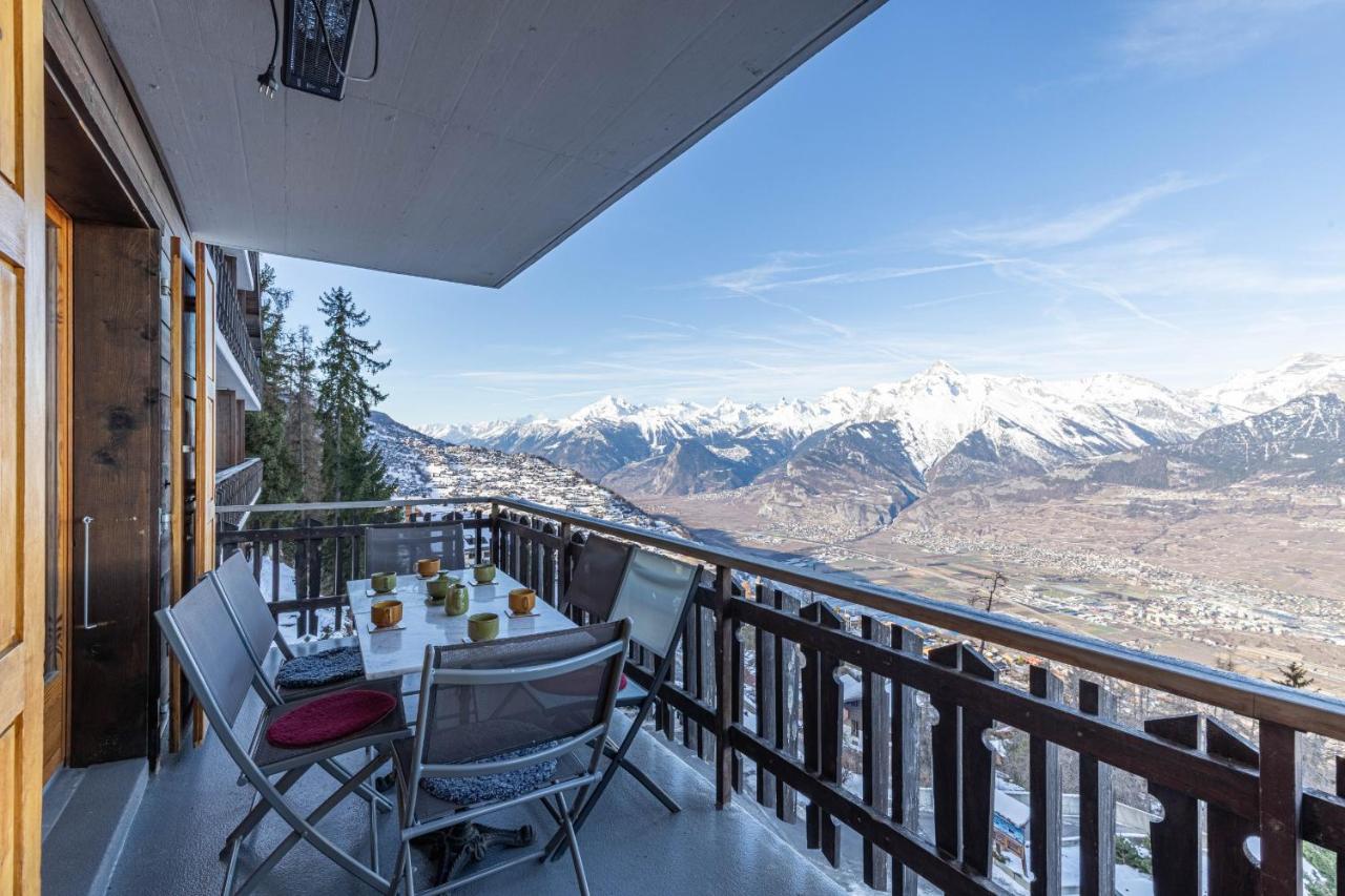 Melezes R 043 - SKI LIFT apartment 8 pers - Bed and Breakfast Veysonnaz