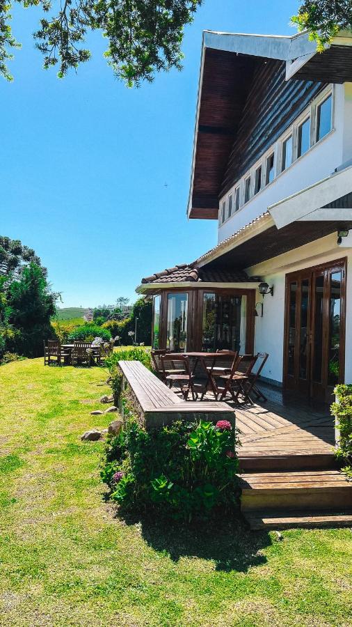 Casa Campos Pérola da Montanha 5 min do Capivari com Vista pro Morro do Elefante "Aluguel Familiar" - Chambres d'hôtes Campos do Jordão
