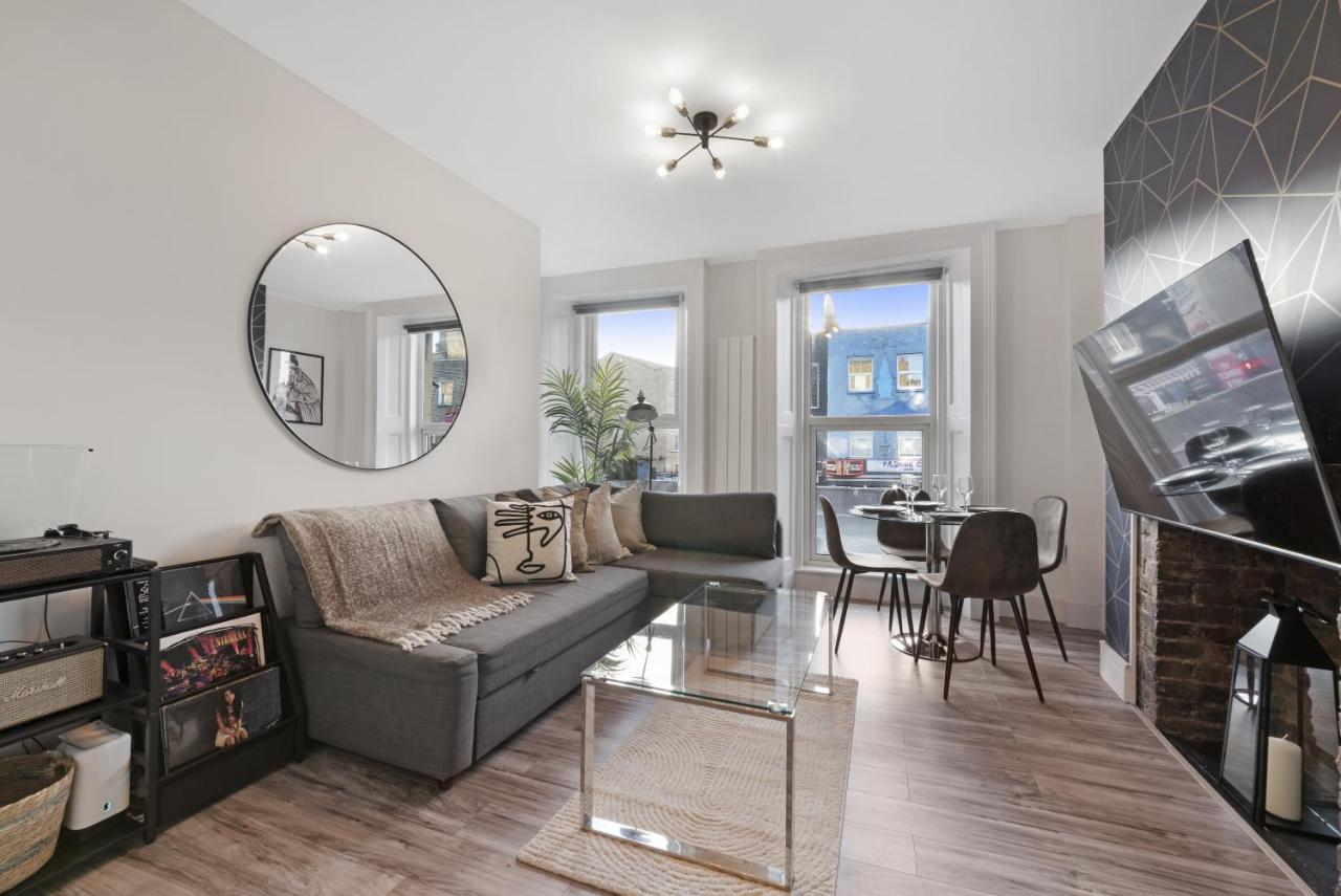 Stylish 2 Bed Apartment in the heart of Camden - Chambres d'hôtes Londres
