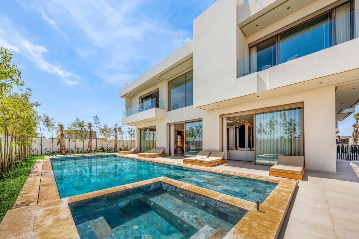 Luxury 6BR Villa with Pool & Cinema Near Center - Ferienwohnung Marrakesch