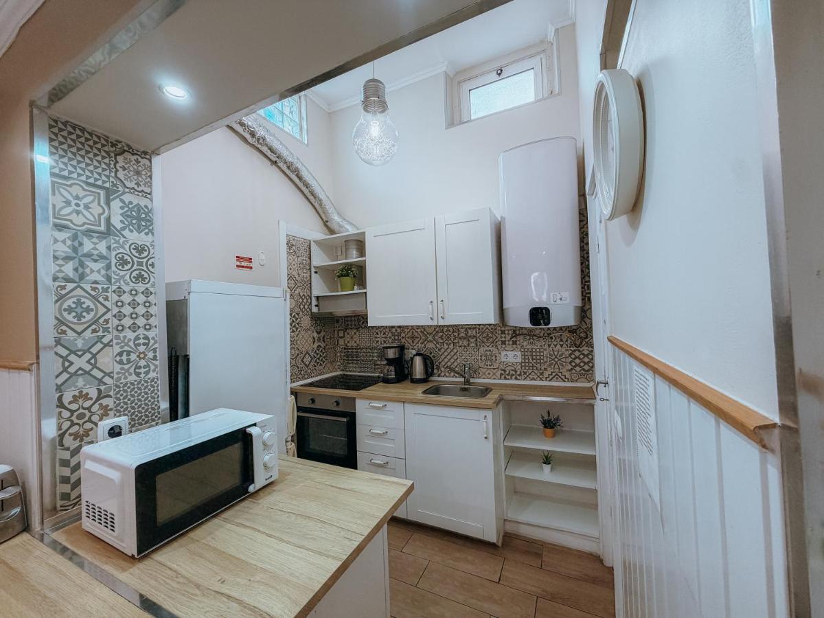 Casa da Avó Alice by Casas de Setubal - B&B Setúbal