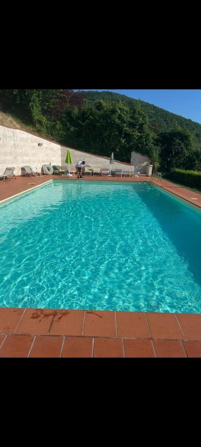 Appartamento vista lago Barberino del Mugello con piscina - Ferienwohnung Bovecchio