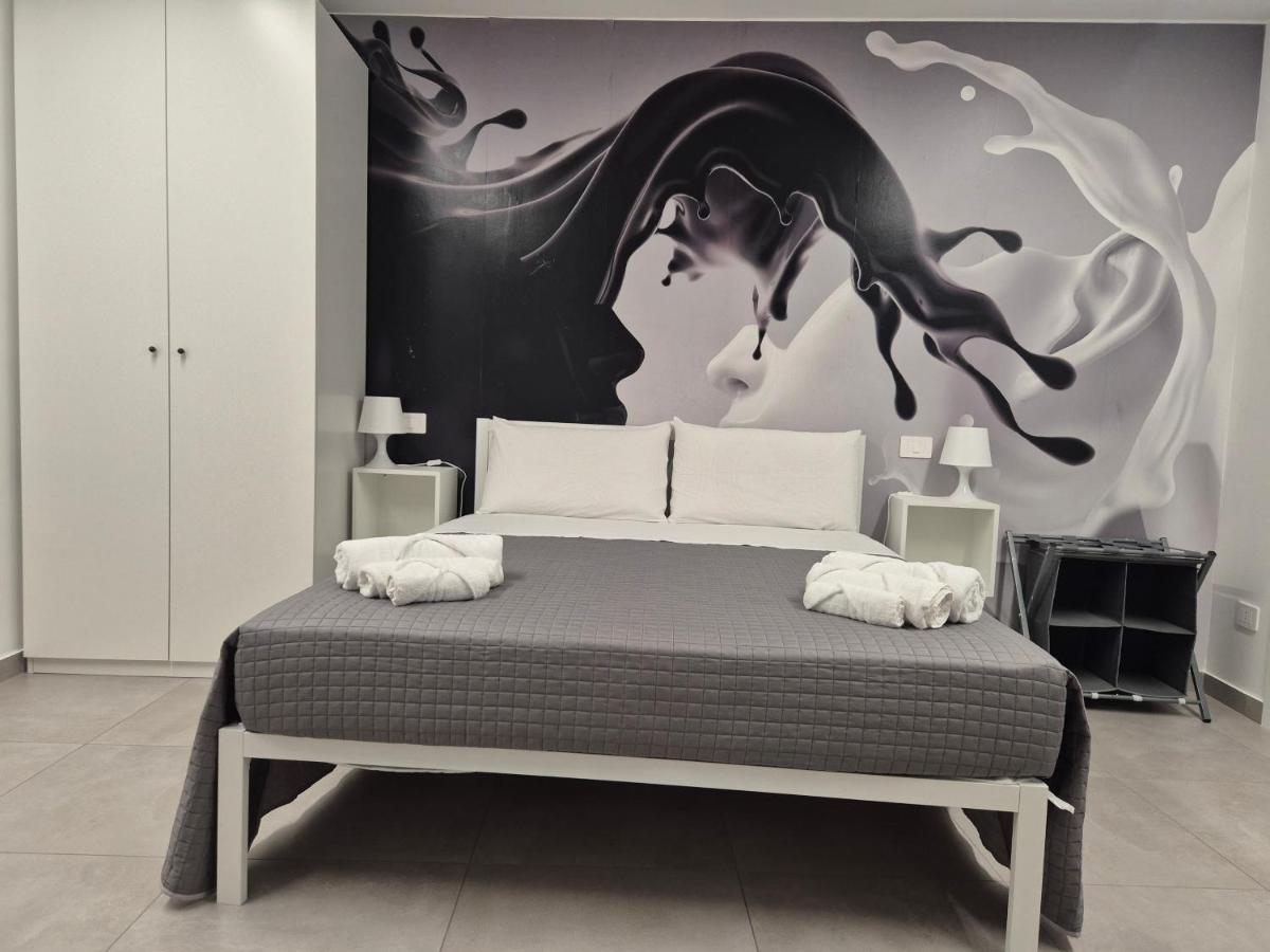 U Cori A&G MONOVANO Piano terra, Parcheggio gratis , 1,3 dal Mare - B&B Catania