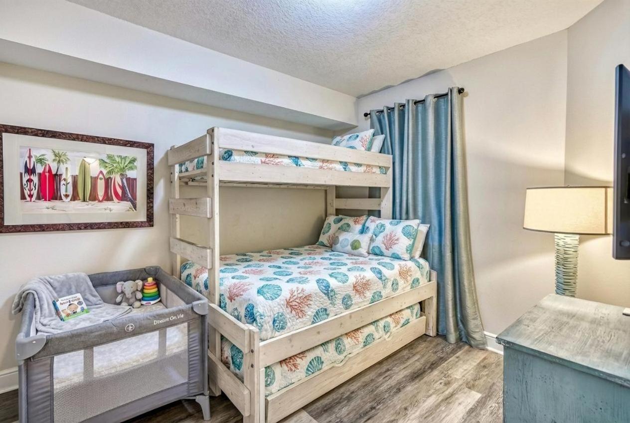 3BR Beachfront Huge Balcony 2 Pools Luxury - B&B Fort Walton Beach