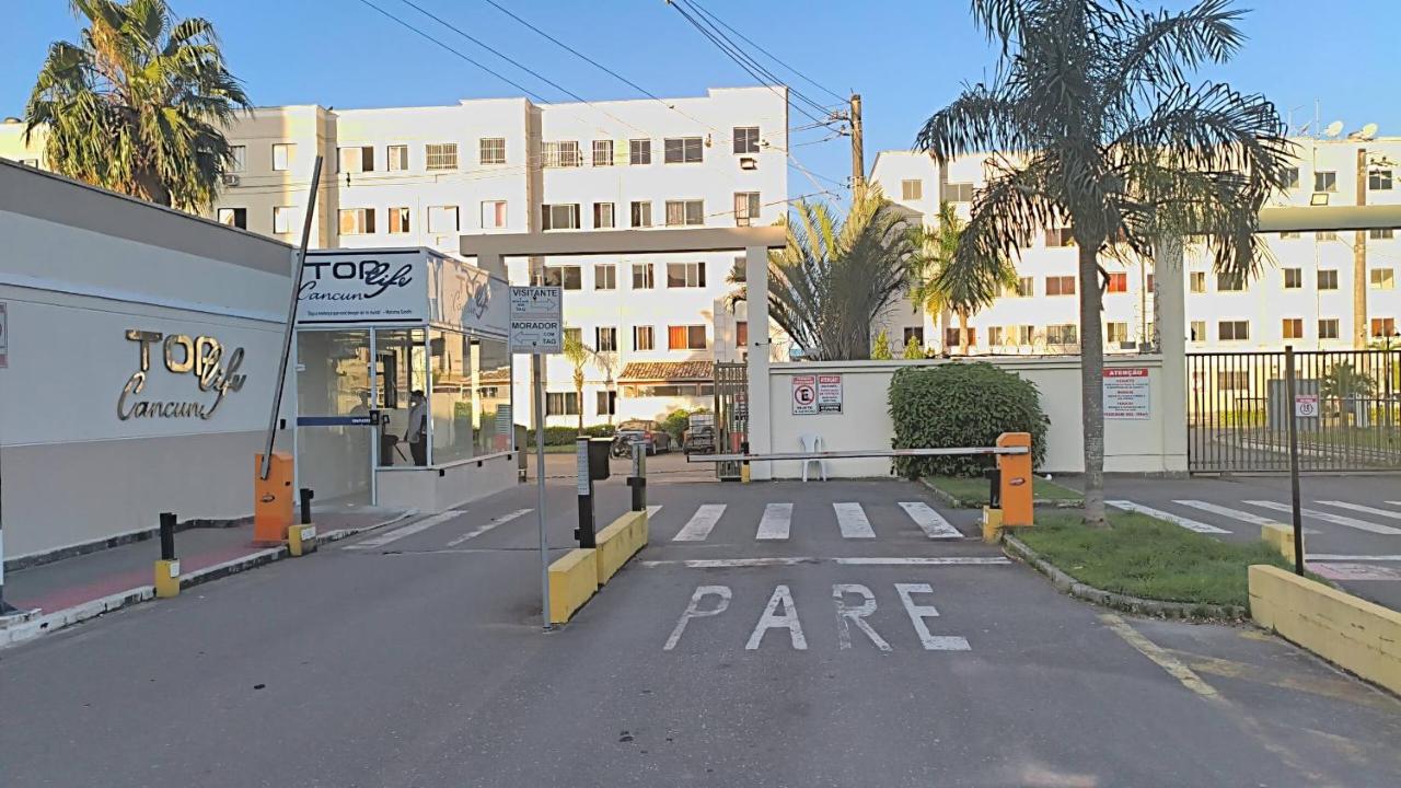 Apartamento com AR Condicionado splint, condomínio com piscina 2 Qts, próximo à praias e ao pavilhão de Carapina com portaria 24h - B&B Serra
