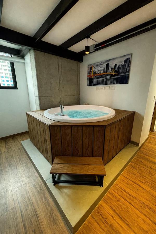 Duplex urbano con Jacuzzi privado - Ferienwohnung Bogotá