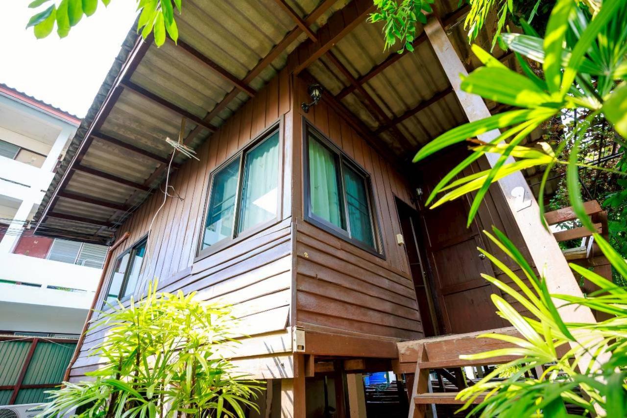 Cozy stay in old town - Chambres d'hôtes Chiang Mai