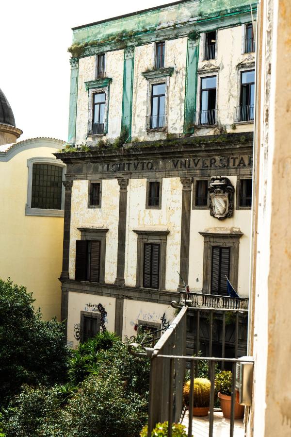 LH 51 Urban Suite - B&B Napoli