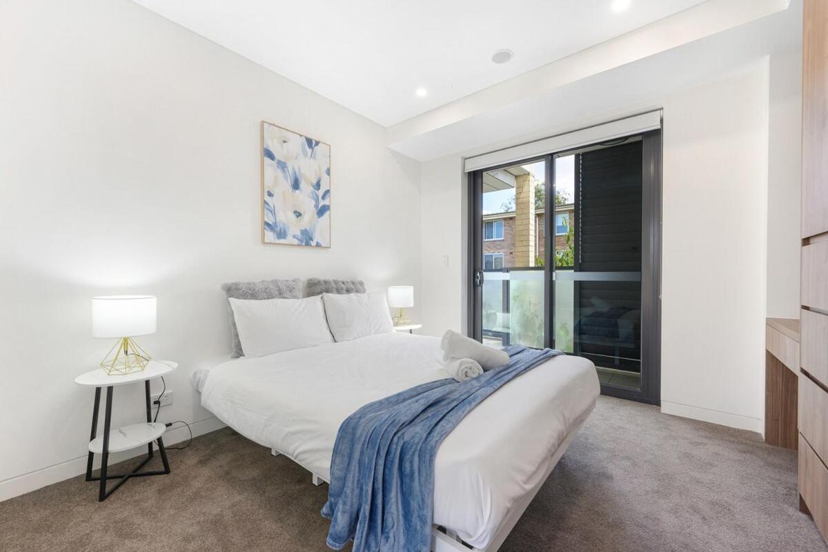 Modern Marrickville 2BR 5 Min Walk to Train - B&B Sídney