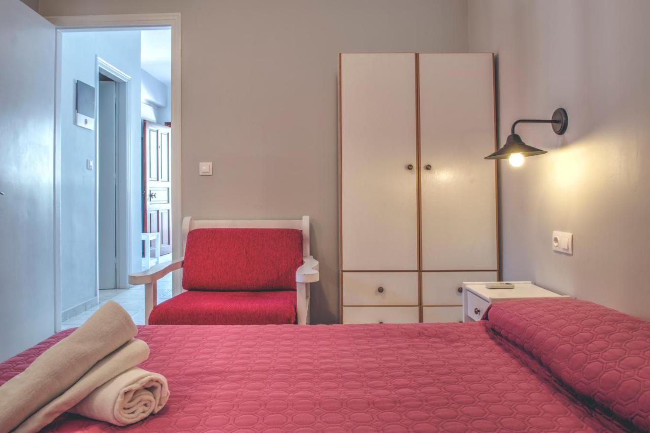 Deluxe Garden Apartment with Terrace and Pool View