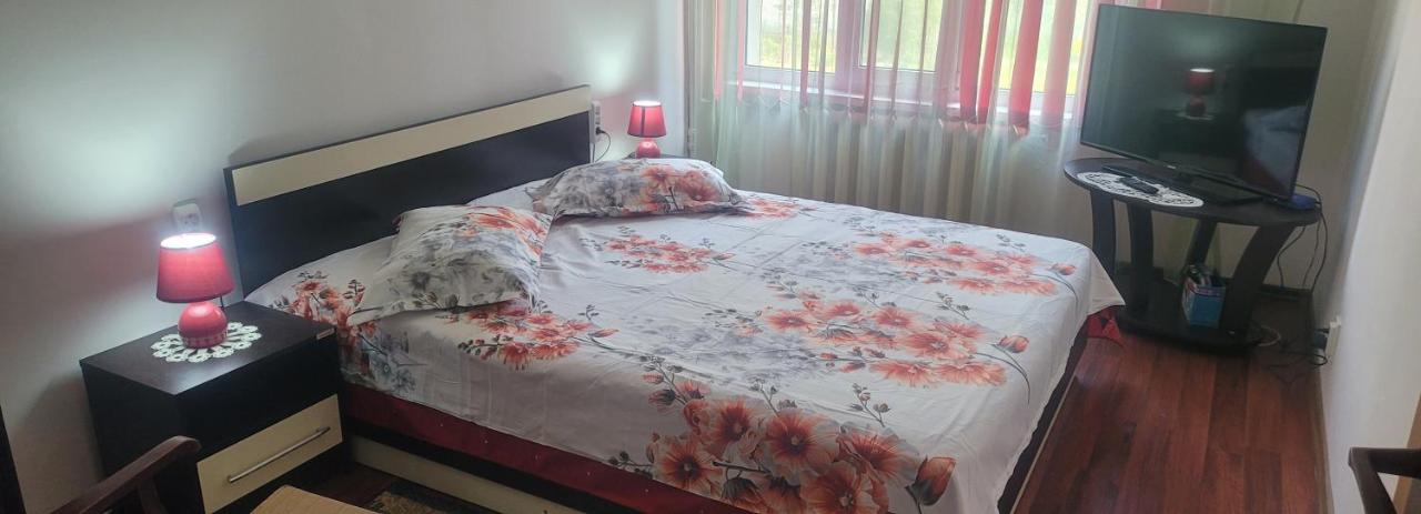 Apartament 3 camere Neptun - B&B Mangalia