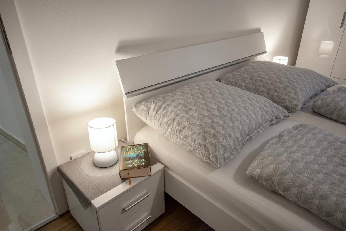 Lovely Prague Apartment 2 with AC - B&B Prague