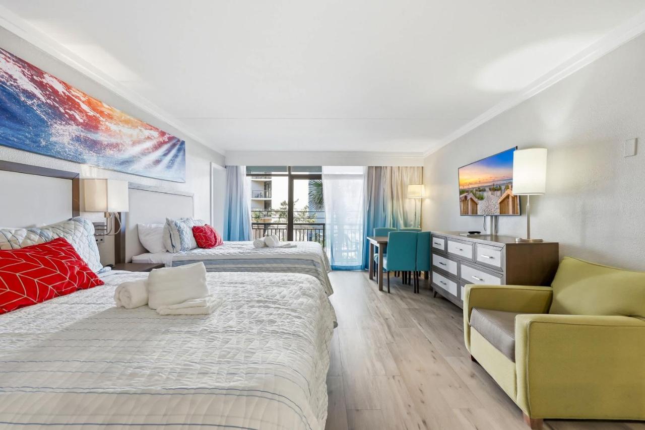 Ocean Wink at Grande Cayman Resort w Lazy River - Chambres d'hôtes Myrtle Beach