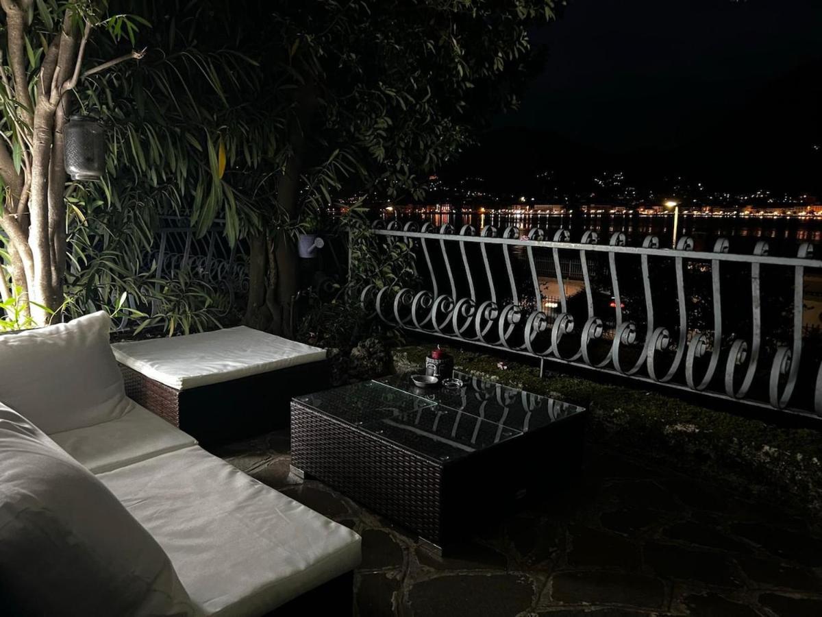 House with beach and lake view - B&B Salò