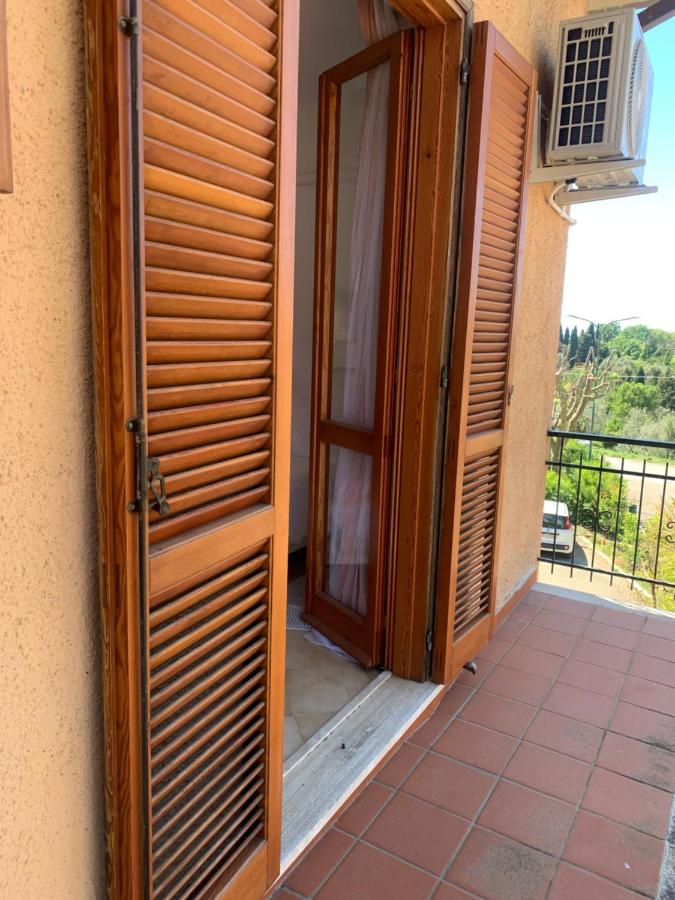 Petit Maison Saturnia - B&B Capanne