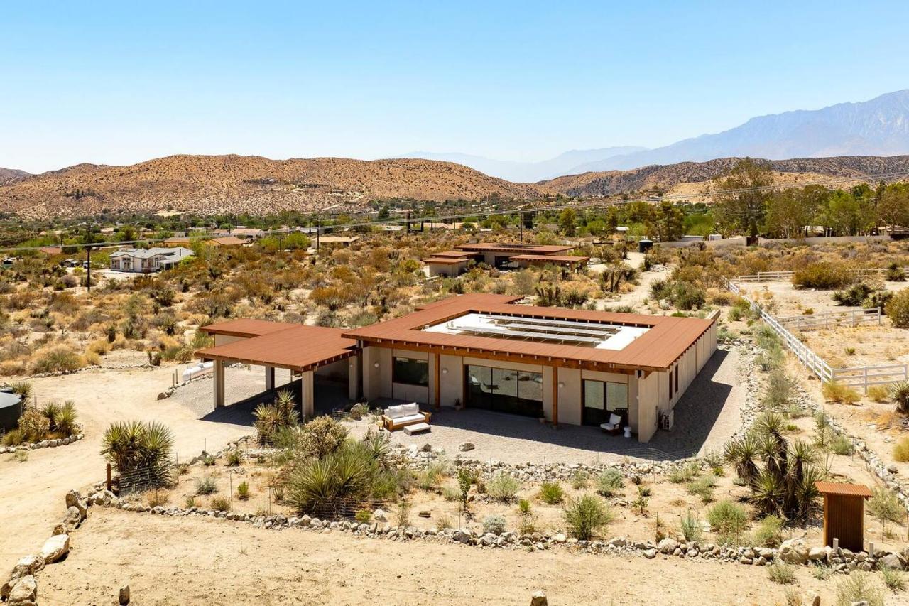 Masseria Solara - Desert Design Retreat with Pool, Hot tub & Views - B&B Morongo Valley