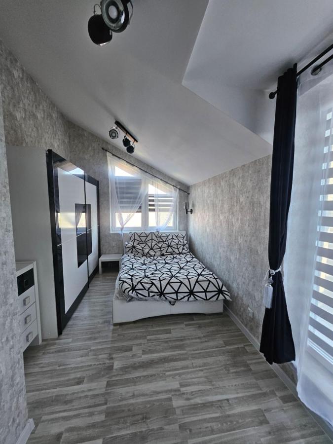 Apartamenty Lotnisko Gdańsk - B&B Gdansk