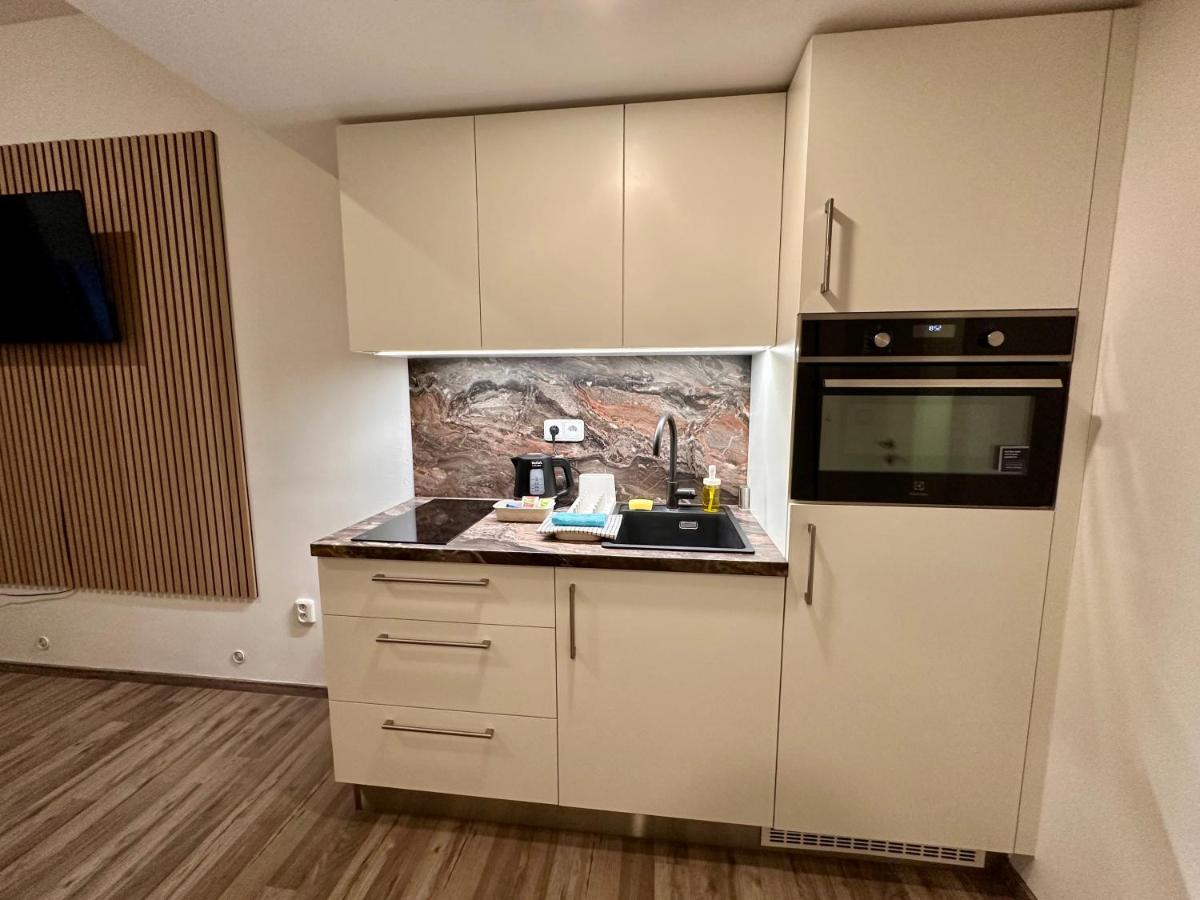 VIZU Apartments - B&B Prague
