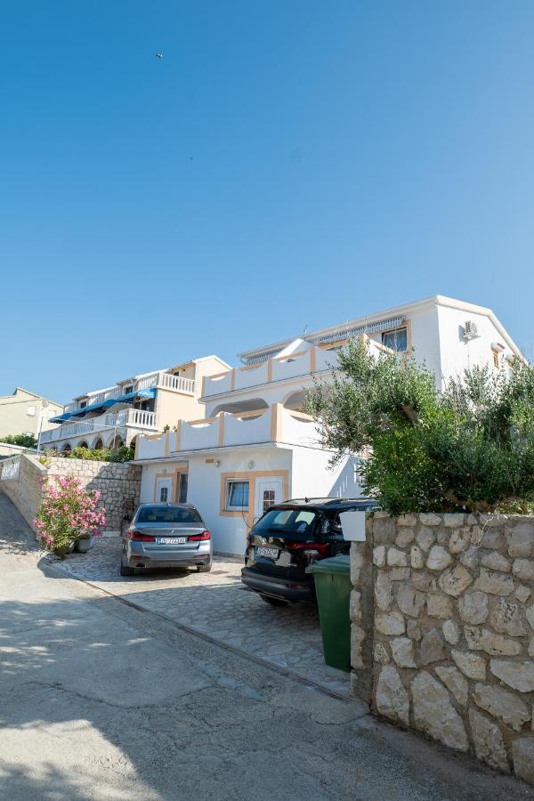 Starman Apartments - B&B Pag