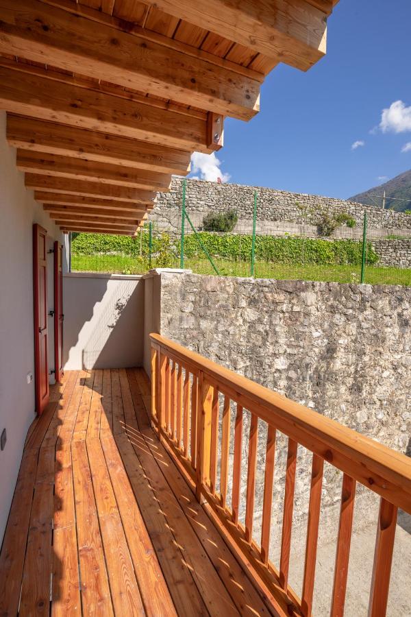 Ca' Rota House Tenno - Larice - Chambres d'hôtes Tenno