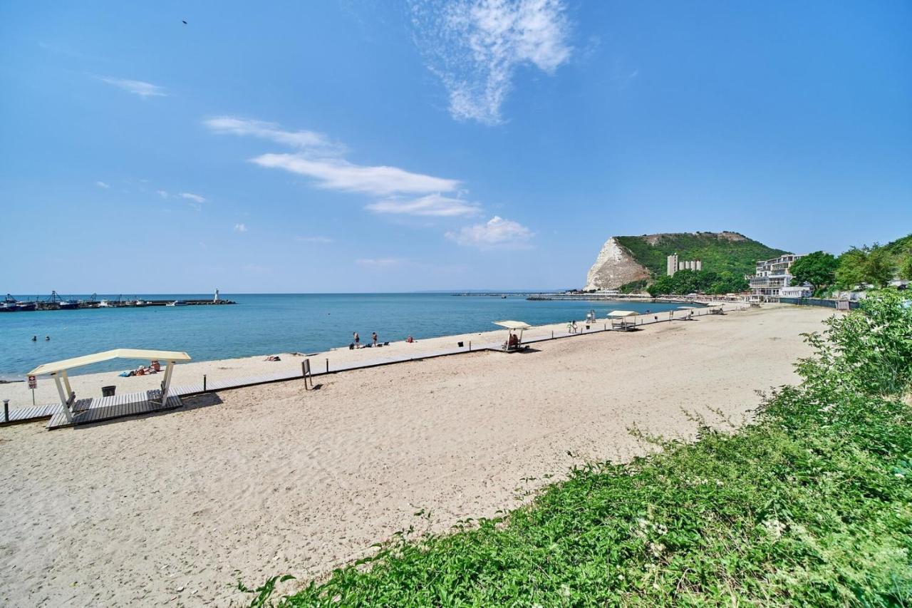 100m from the BEACH! ALDEA complex with pool - Bed and Breakfast Kavarna