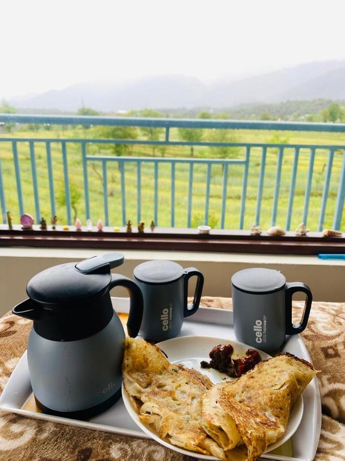 Aahista Stays - Bed and Breakfast Bāri