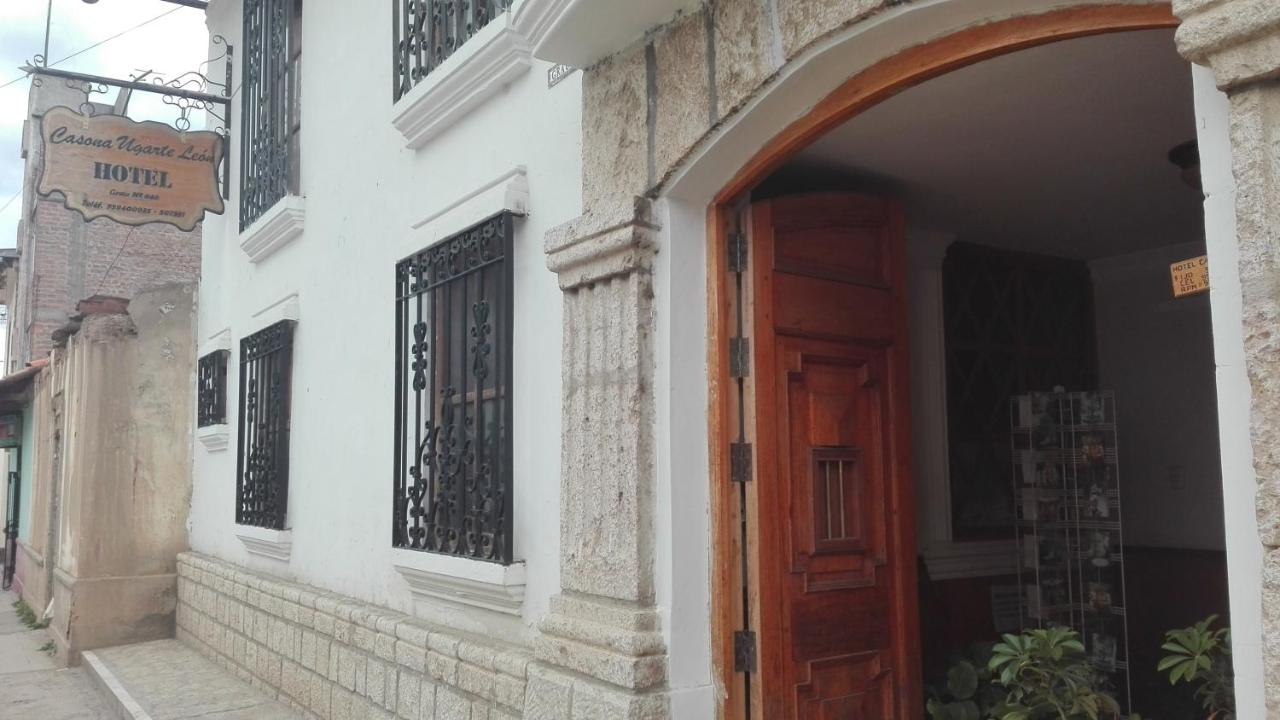 Hotel Museo Casona Ugarte Leon - B&B
