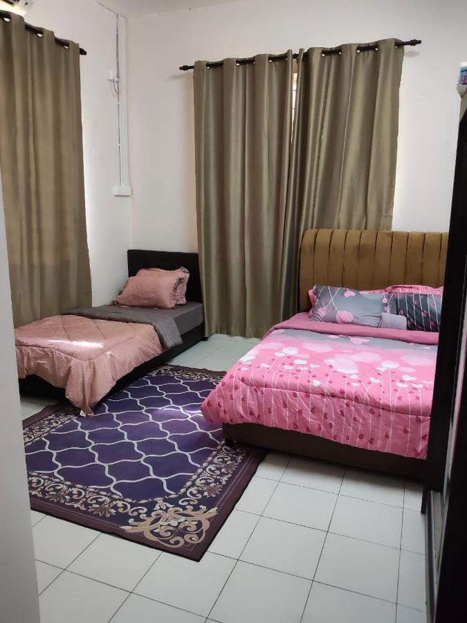 homestay tat peja pantai balok - B&B Kuantan