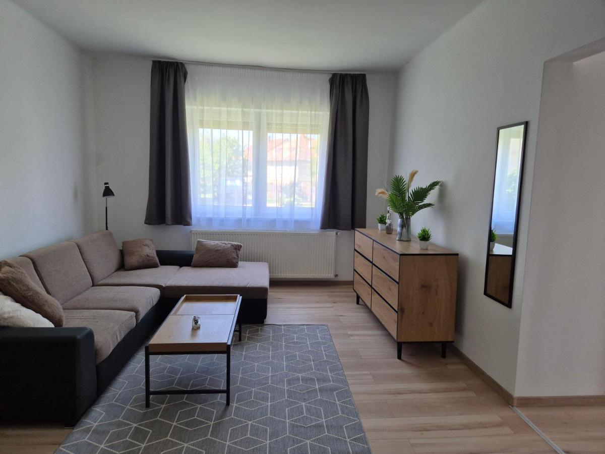 Zorka apartman - Bed and Breakfast Keszthely