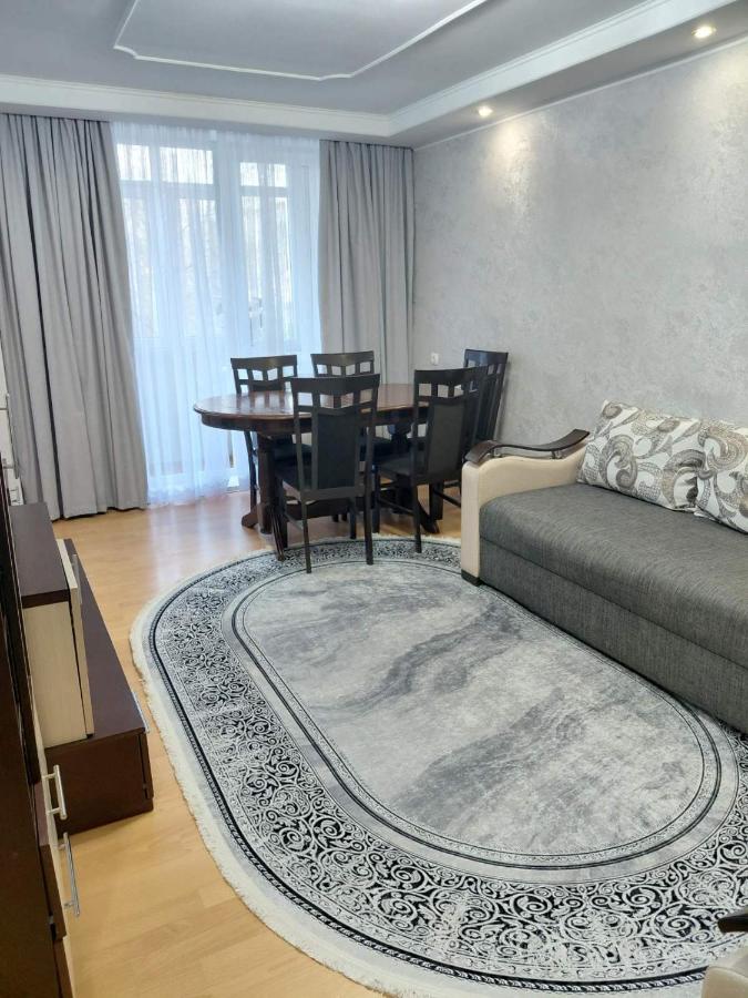 Уютная квартира - B&B Bălţi