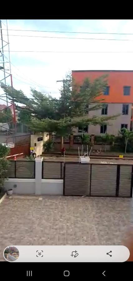 Cozy Home, East Legon Hills - Ferienwohnung Zenu