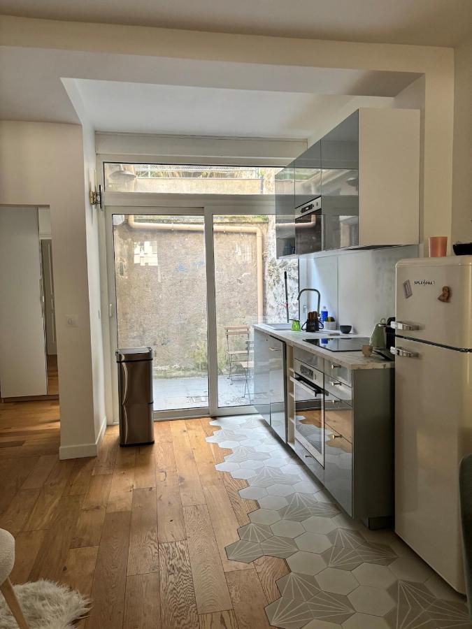 Appart cosy en maison de ville, Patio, Issy L12 - B&B Issy-les-Moulineaux