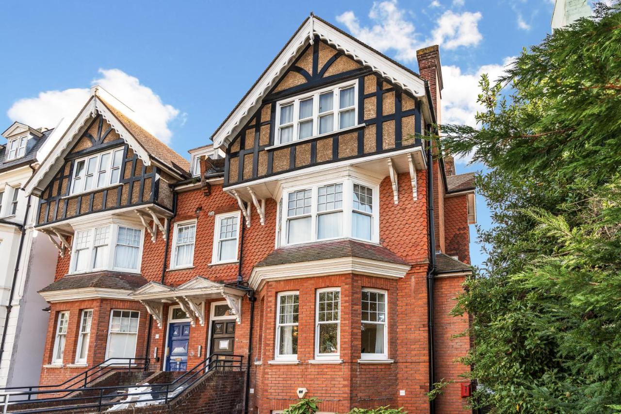 Whitesky Homes - B&B Eastbourne