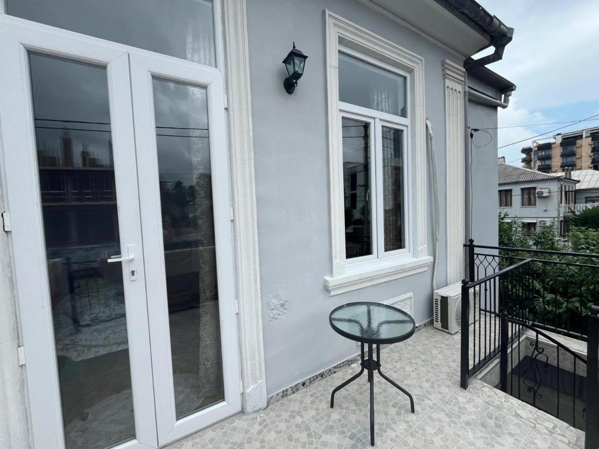 Summer Story Guesthouse - David Agmashenebeli 185 - Chambres d'hôtes Kobuleti