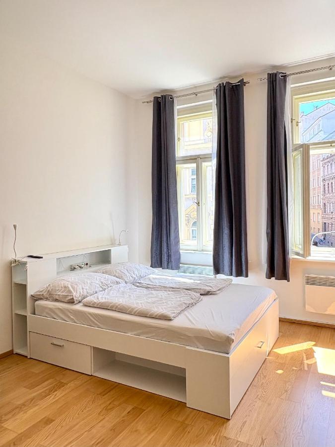 Studio apartment in Viktoria Zizkov - B&B Praga