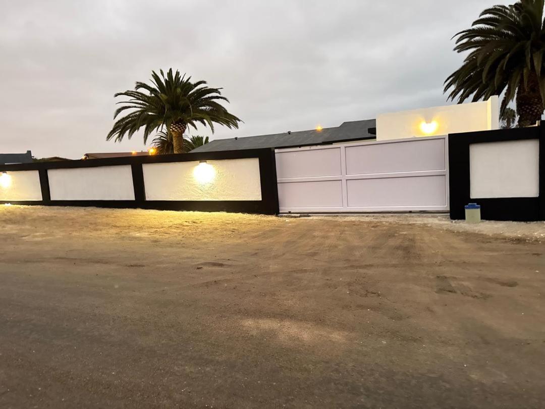 DECADE Self-catering - B&B Swakopmund