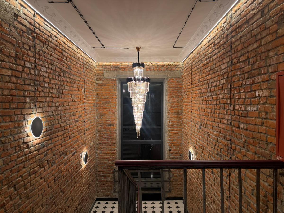 Vita Industrial Apart Hotel - Ferienwohnung Petropawl