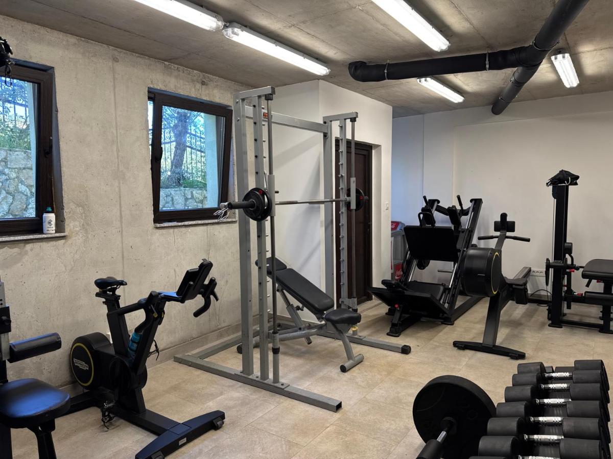 Apartman Lukas 4- Ičići- Pool, Gym, near Opatija - B&B Abbazia