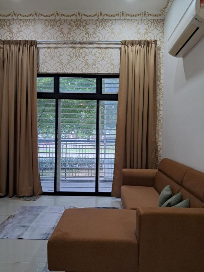 Homestay Putrajaya Ayer 8 Elhabib Suites with WiFi - B&B Putrajaya