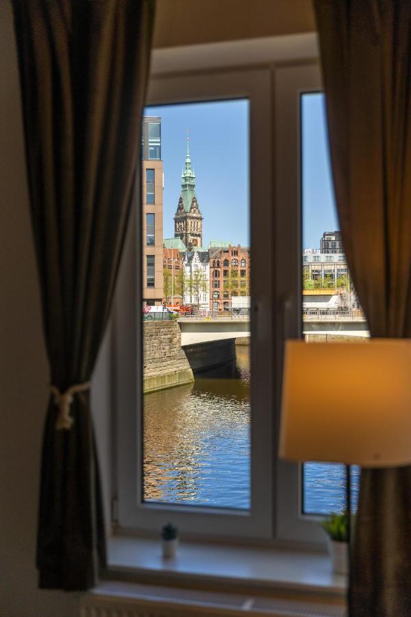 120 qm Wasserblick Loft mit 3 Schlafzimmern für Familien & Gruppen - Chambres d'hôtes Hambourg