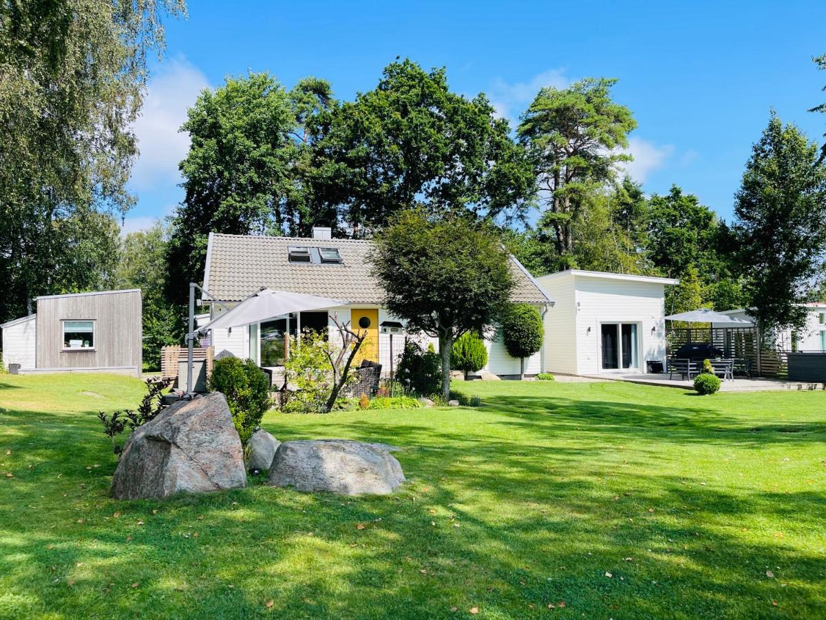 2 Modern guesthouses near The Beach - B&B Falkenberg