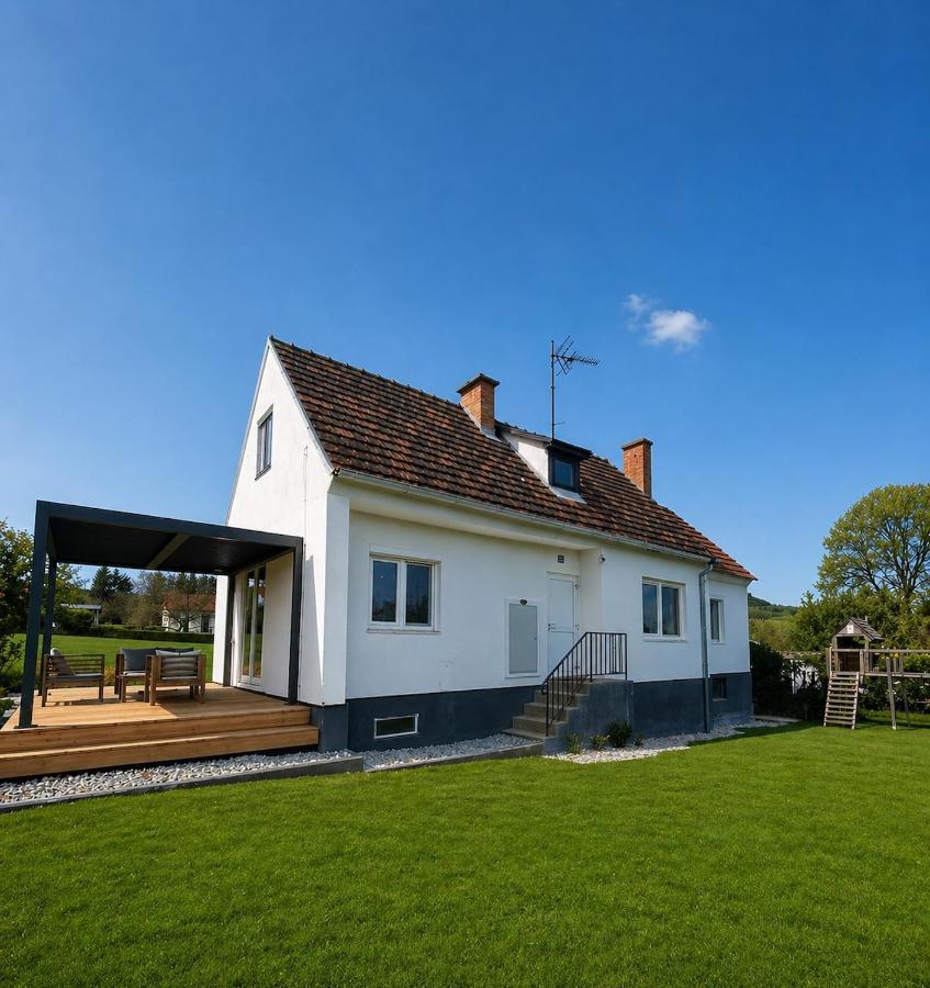 Pannonia Cottage with Large Terrace & Garden - B&B Bad Sauerbrunn