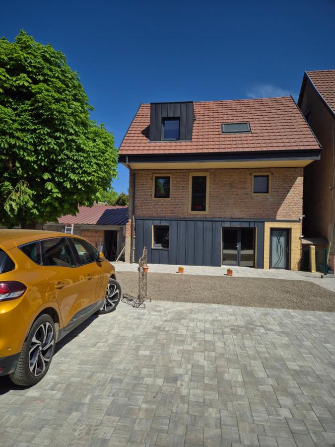 La charmante remise d'Alsace - Appartement Chez Mamama et Papapa - Chambres d'hôtes Hessenheim