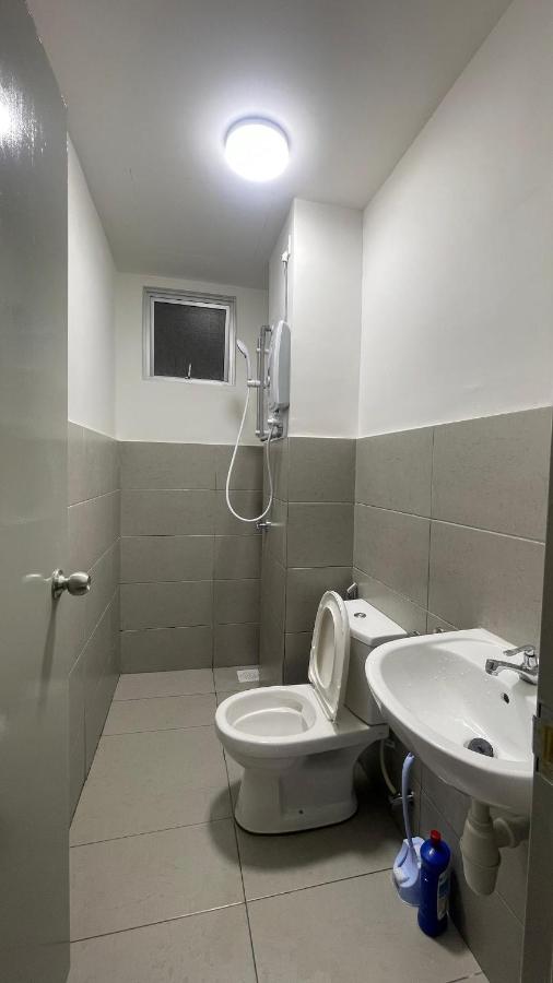 SK Homestay - Bed and Breakfast Seri Kembangan