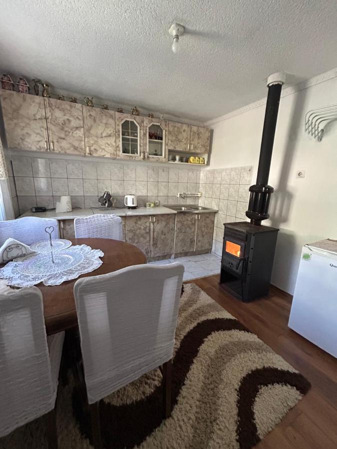 Guesthouse Idea - B&B Vusanje
