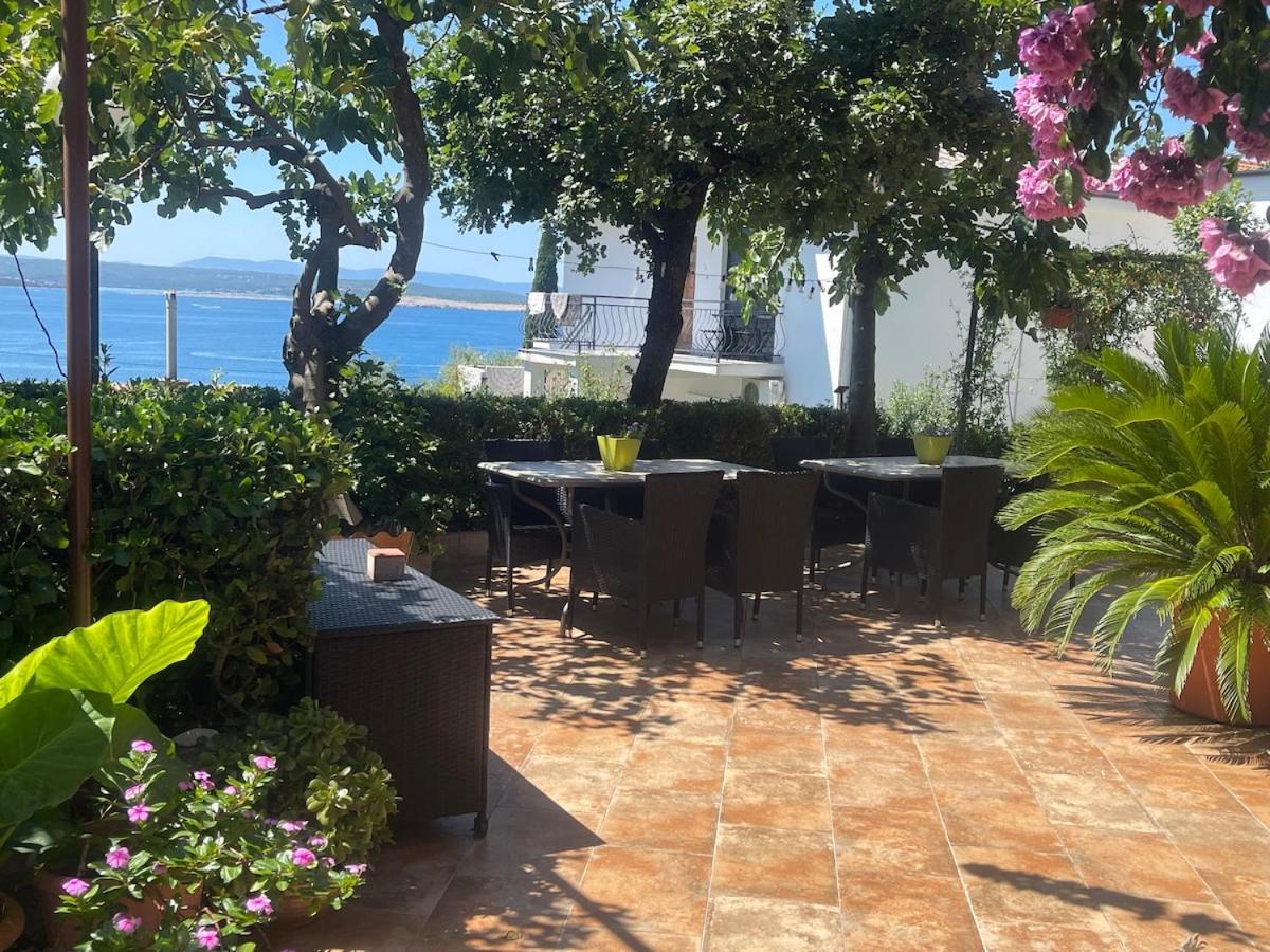 Apartment Breza - balcony and one bedroom - B&B Cirquenizza